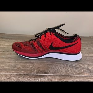 Sold!!! Unisex Nike FlyKnit Trainer Box Included